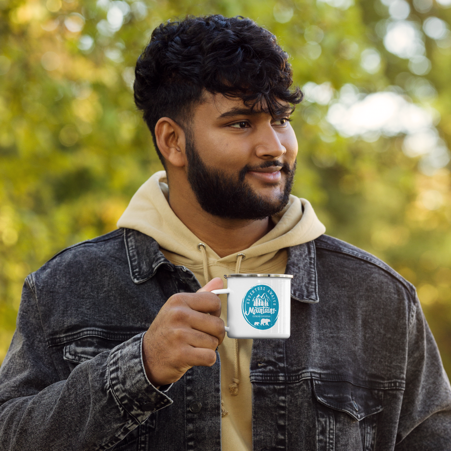 Enamel Camper Mug "Mountains Are Calling and Adventure Awaits" with Bear Family and Mountain Graphic, Perfect for Camping & Hiking