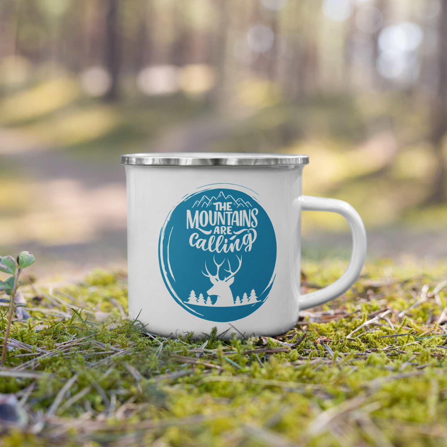 Enamel Camper Mug "Mountains Are Calling and Adventure Awaits" with Bear Family and Mountain Graphic, Perfect for Camping & Hiking